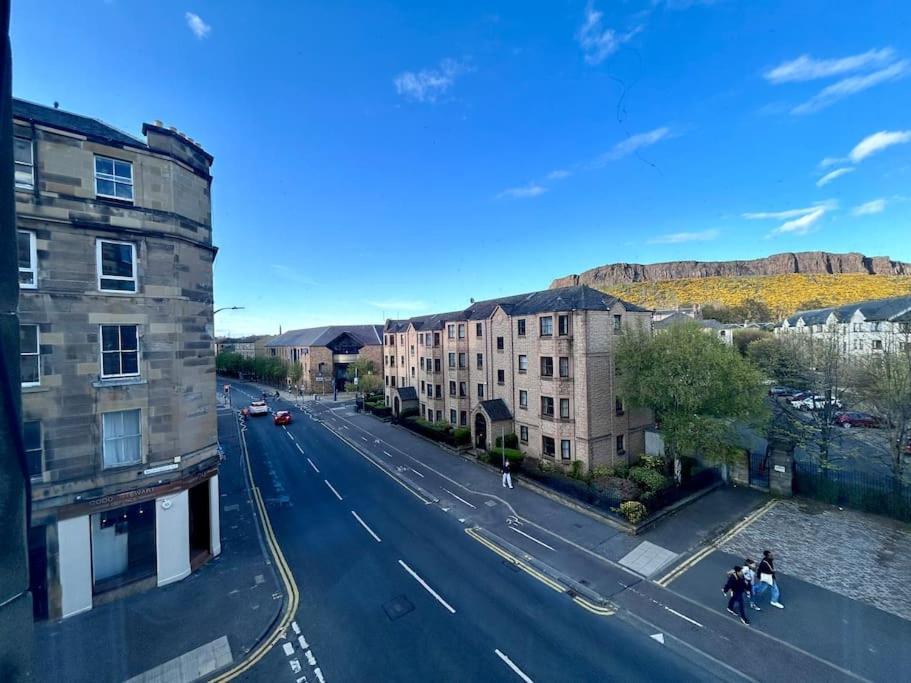 Edinburghs Arthurs Seat View Extérieur photo